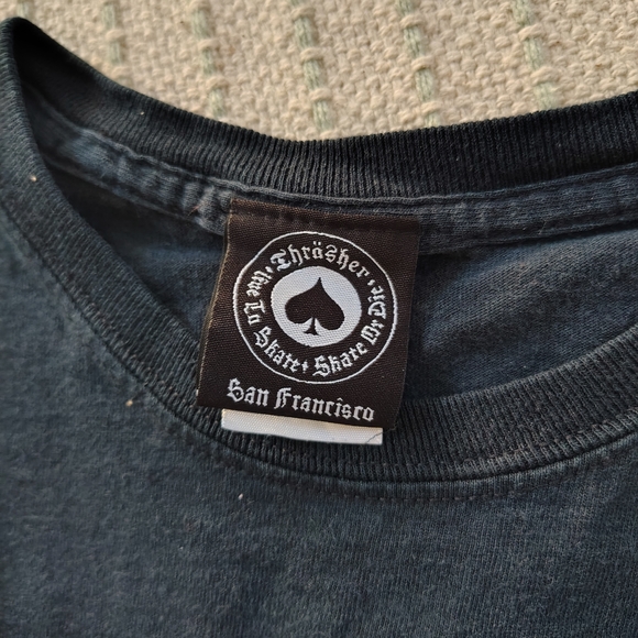 THRASHER TOP - Picture 2 of 3